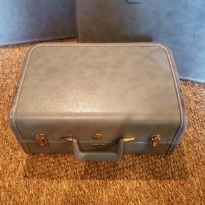 taperlite luggage